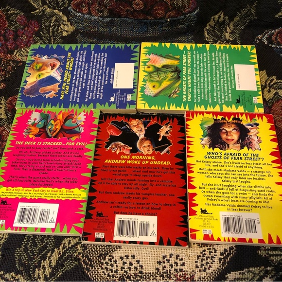 Lot of 5 Ghosts of Fear Street by R.L. Stine books - Picture 3 of 15